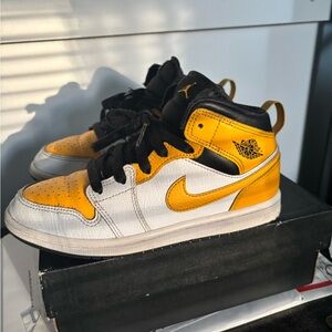 Nike Black and Yellow High-Top Sneakers